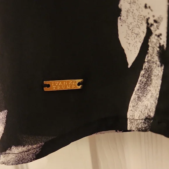 Ivanka Trump Black And White Floral Blouse - Picture 2 of 5